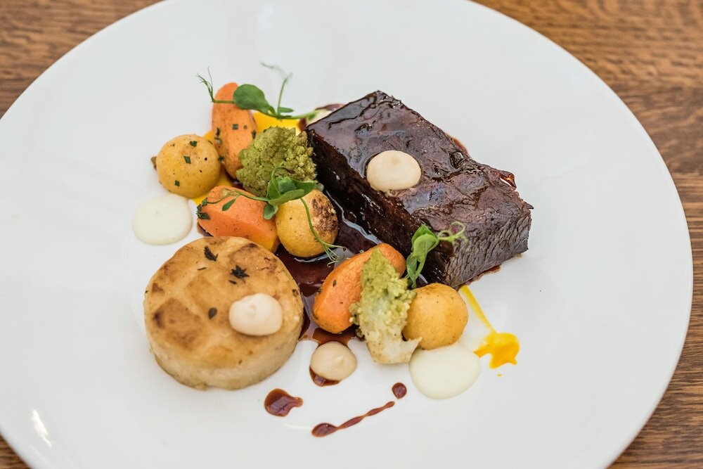 Фото The Maids Head Hotel