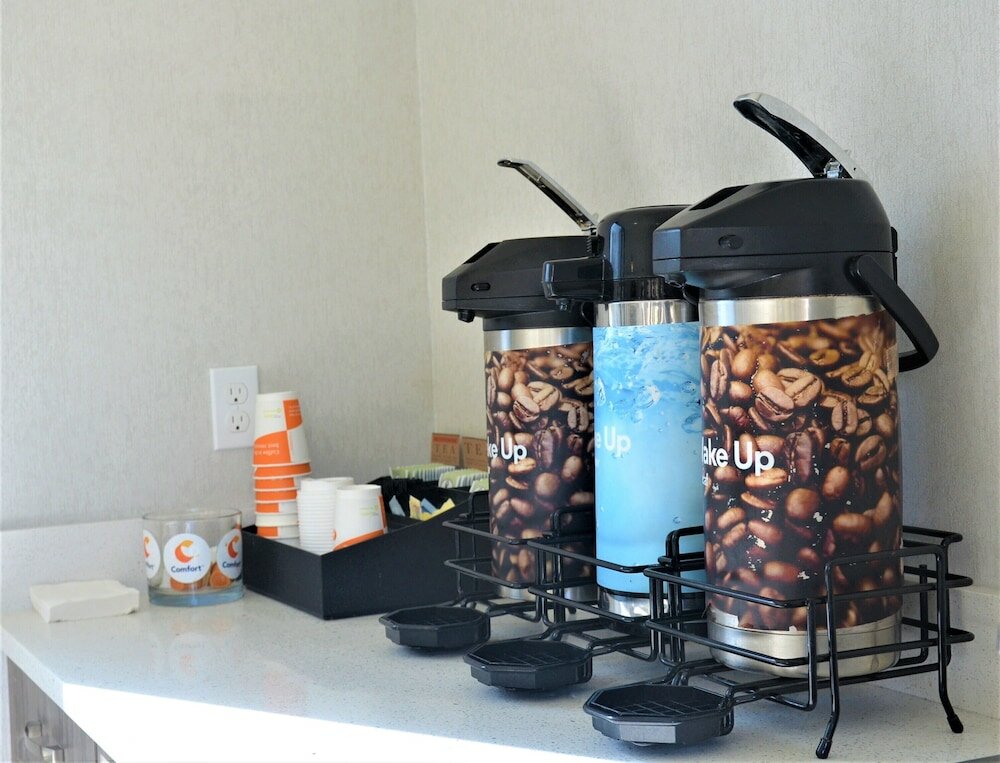 Фото Comfort Inn & Suites Beaverton - Portland West