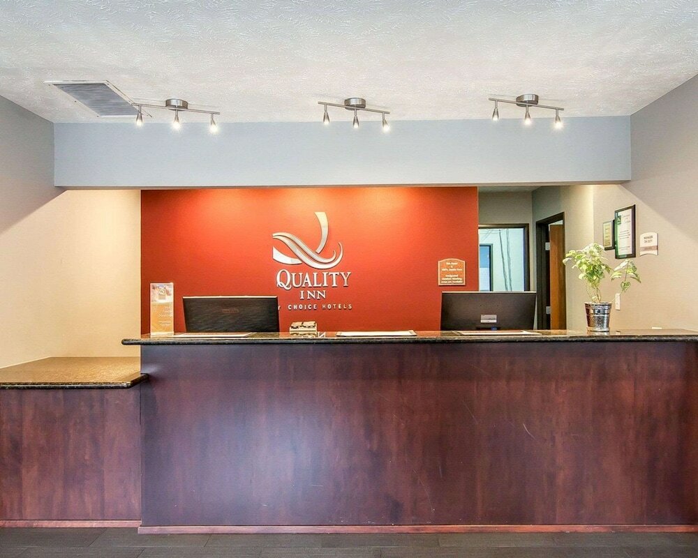 Фото Quality Inn Downtown Convention Center