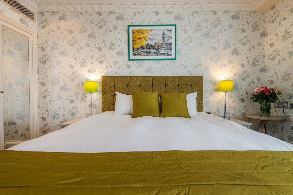 Фото Ashburn Hotel