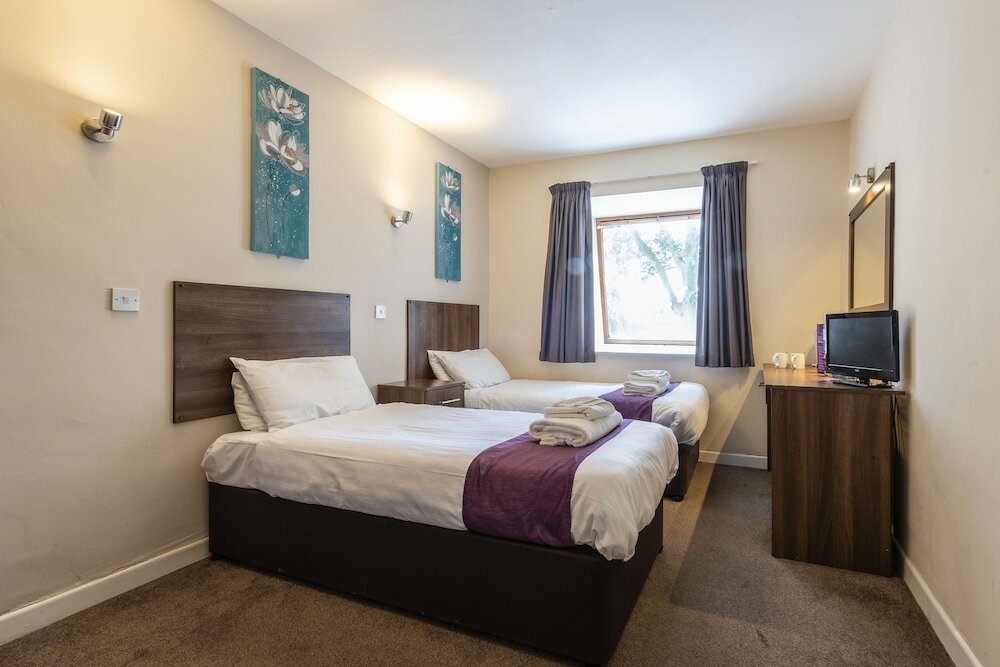 Фото The Dene Hotel