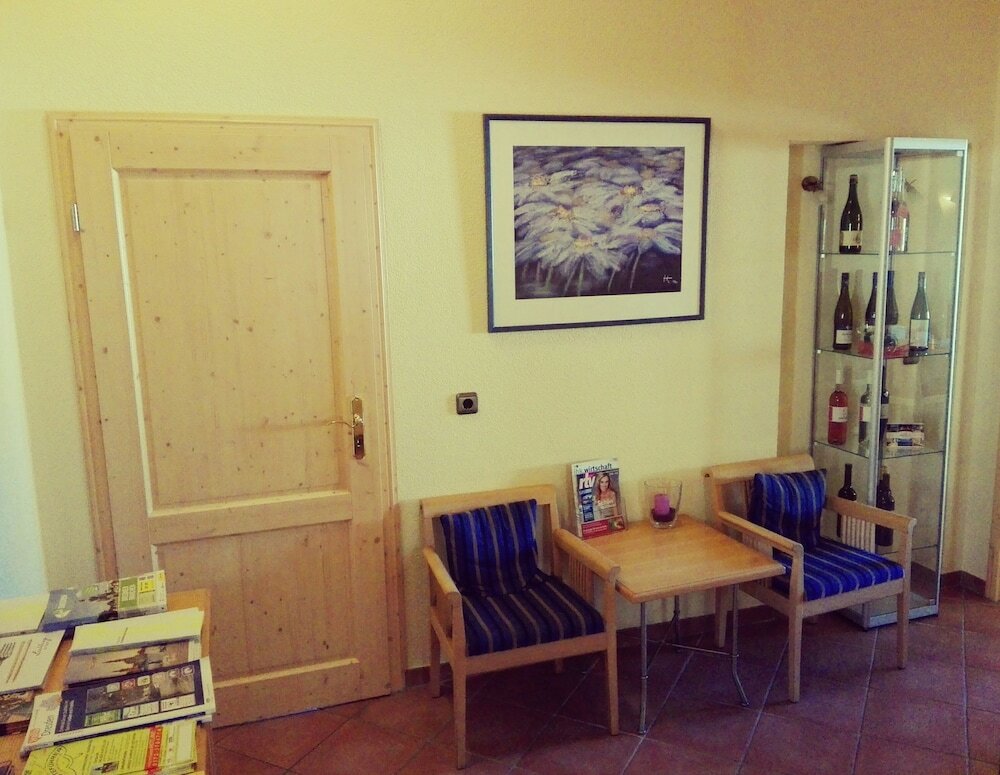 Фото Hotel Alttolkewitzer Hof Dresden