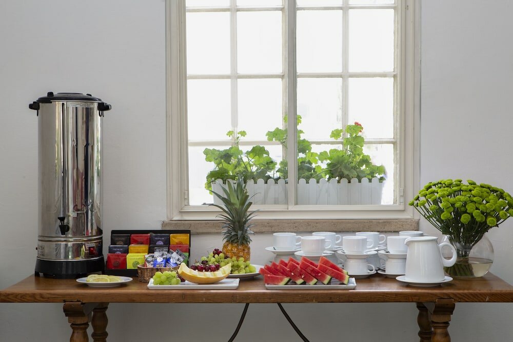 Фото Three Arches Hotel