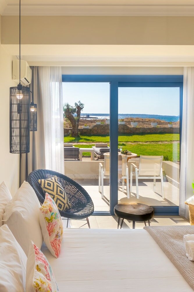 Фото Pyrgos Blue