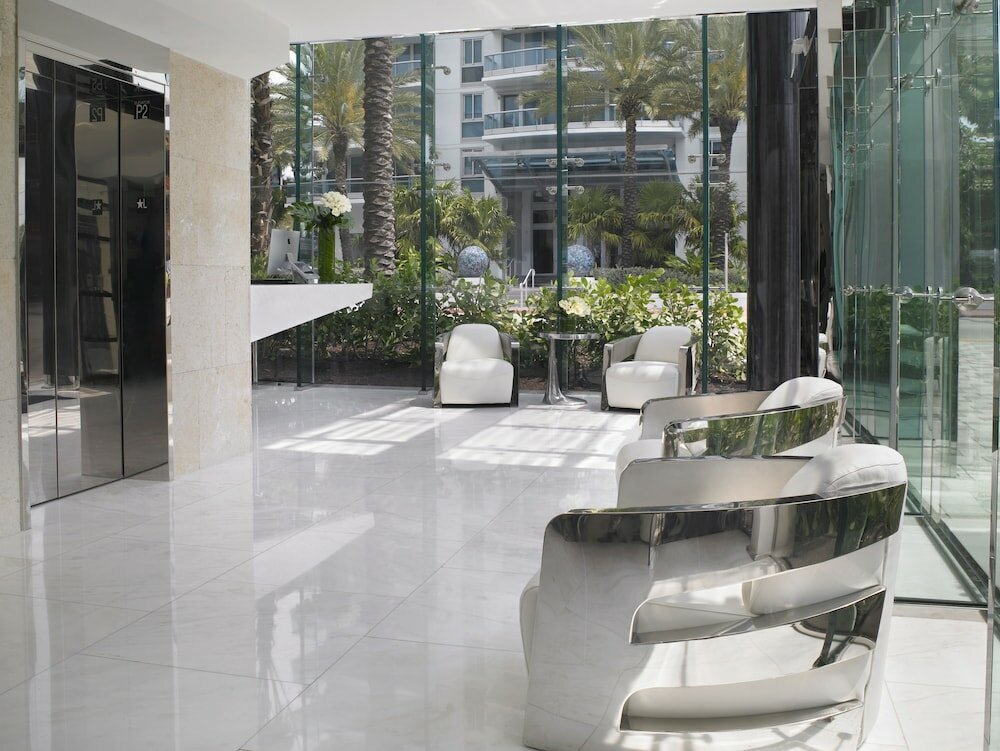 Фото Grand Beach Hotel Surfside West