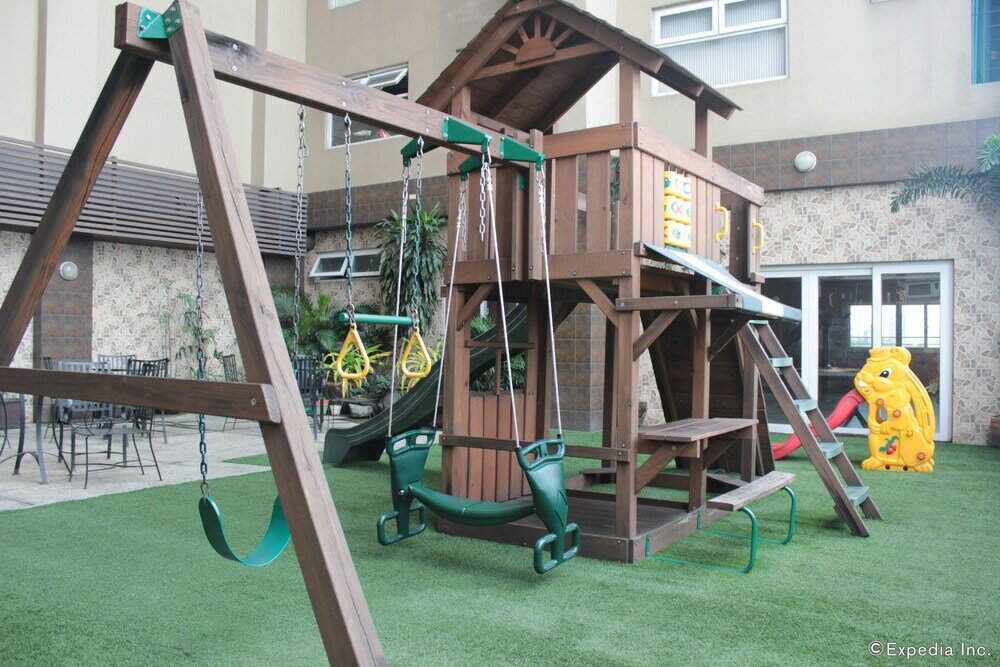 Фото Shaw Residenza Suites