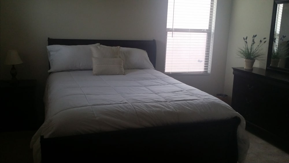 Фото Happy Valley House