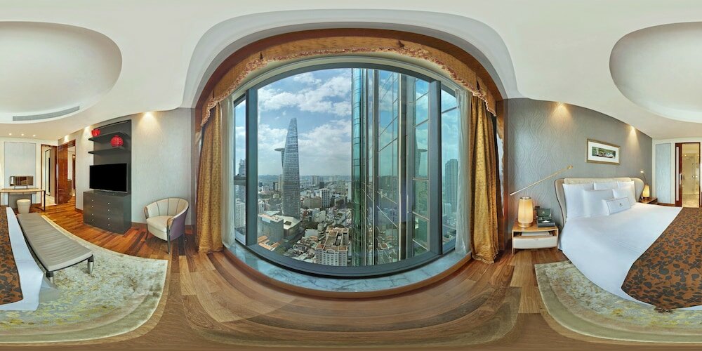 Фото The Reverie Saigon