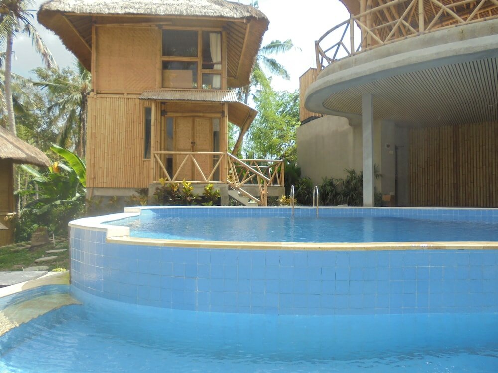 Фото 194778772671