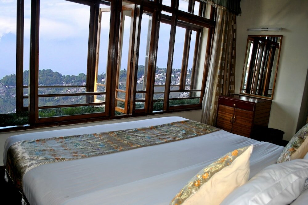 Фото Central Heritage Resort & SPA, Darjeeling