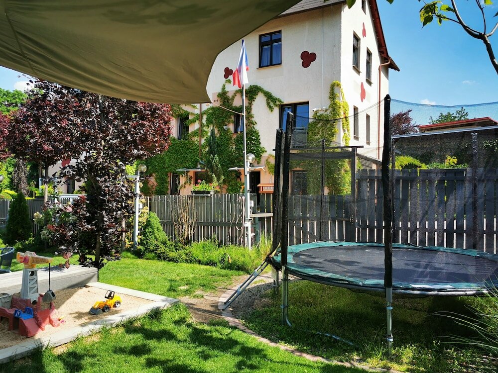 Фото Apartma SunGarden Liberec