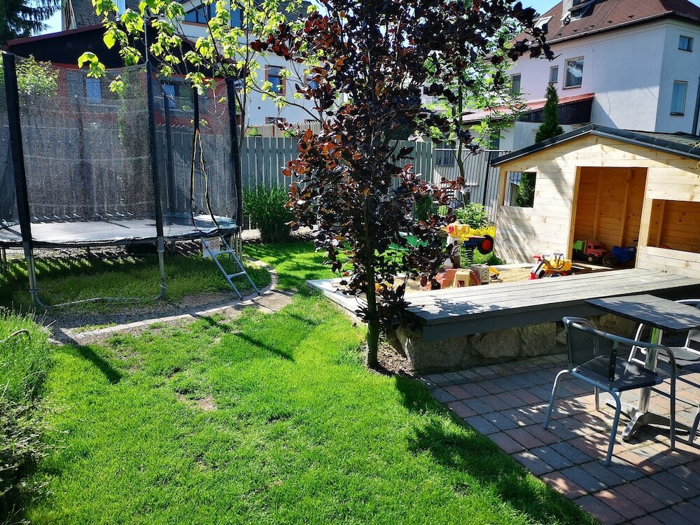 Фото Apartma SunGarden Liberec