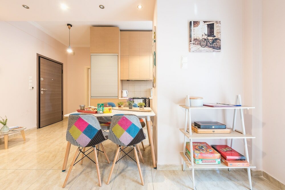 Фото Stylish Acropolis Apartment by Cloudkeys