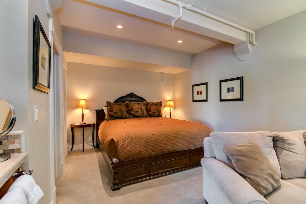 Фото Winchester Inn