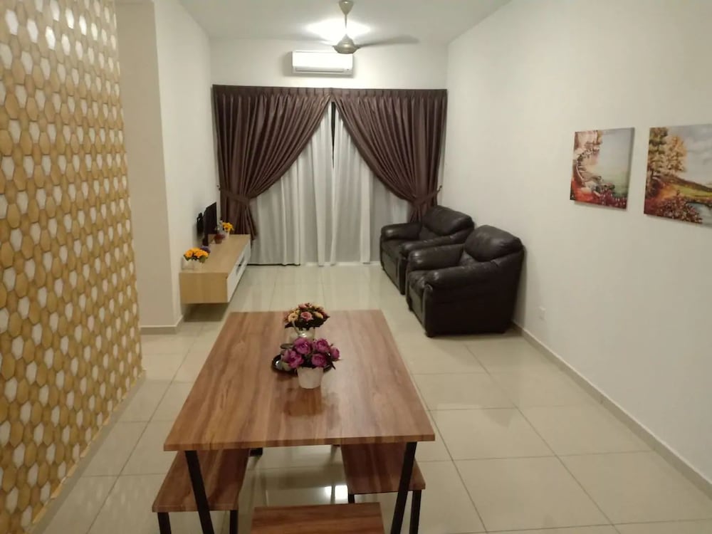 Фото BLeisure Parkland Homestay