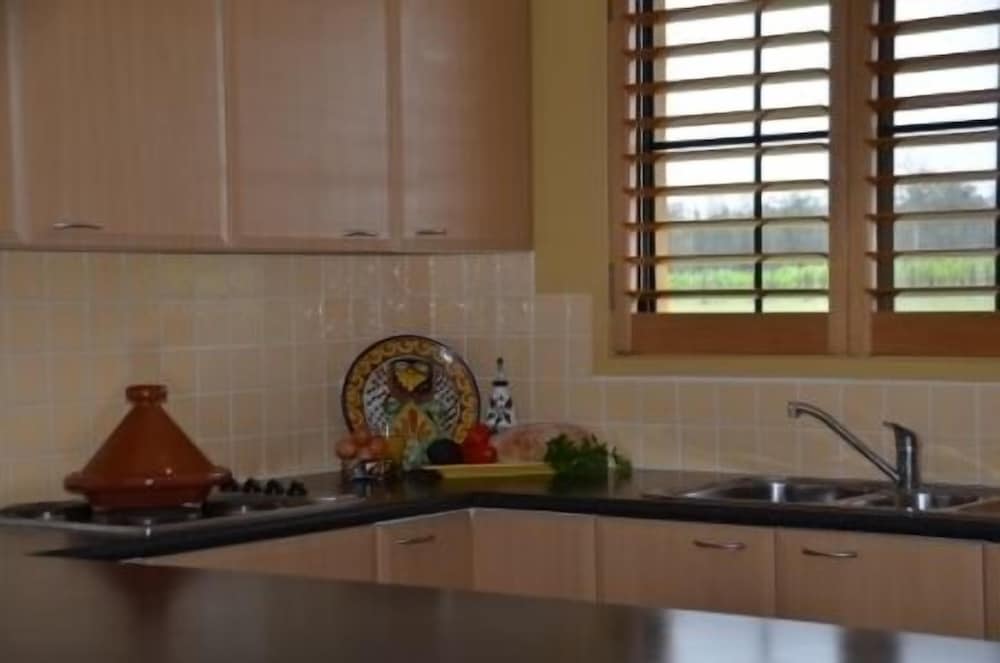 Фото Broken View Estate