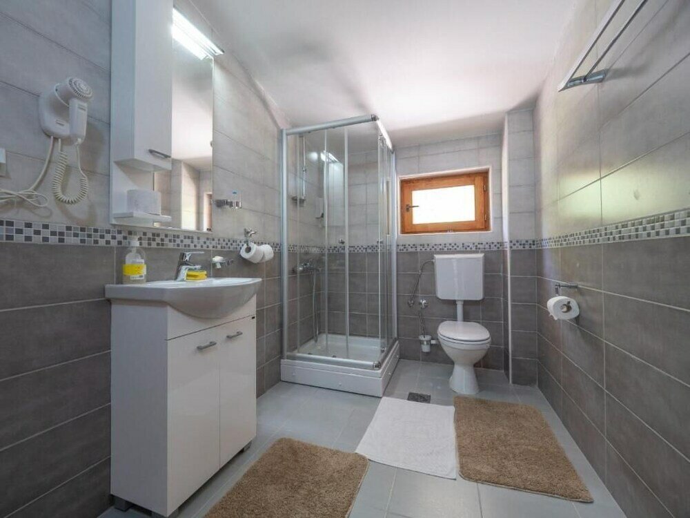 Фото Family Retreat Bozovic