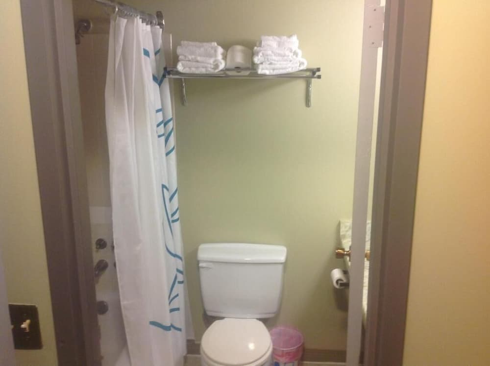 Фото Airport Inn