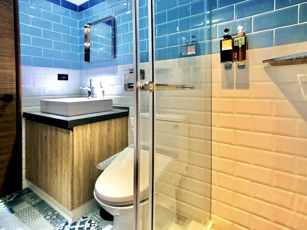 Фото Journey Town Inn