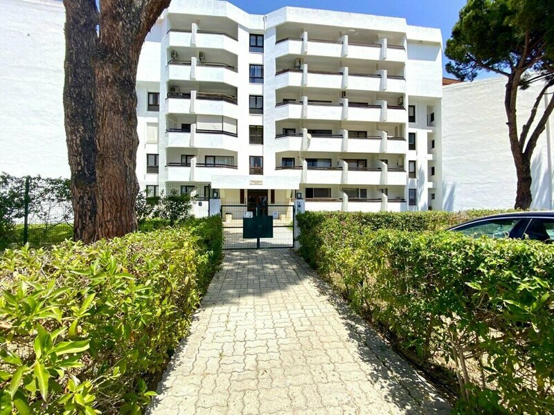 Гостиница Vilamoura Charming With Pool by Homing
