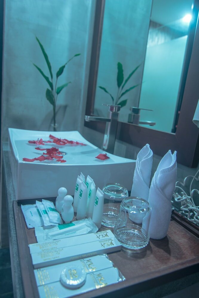 Фото Mekong Angkor Palace Hotel