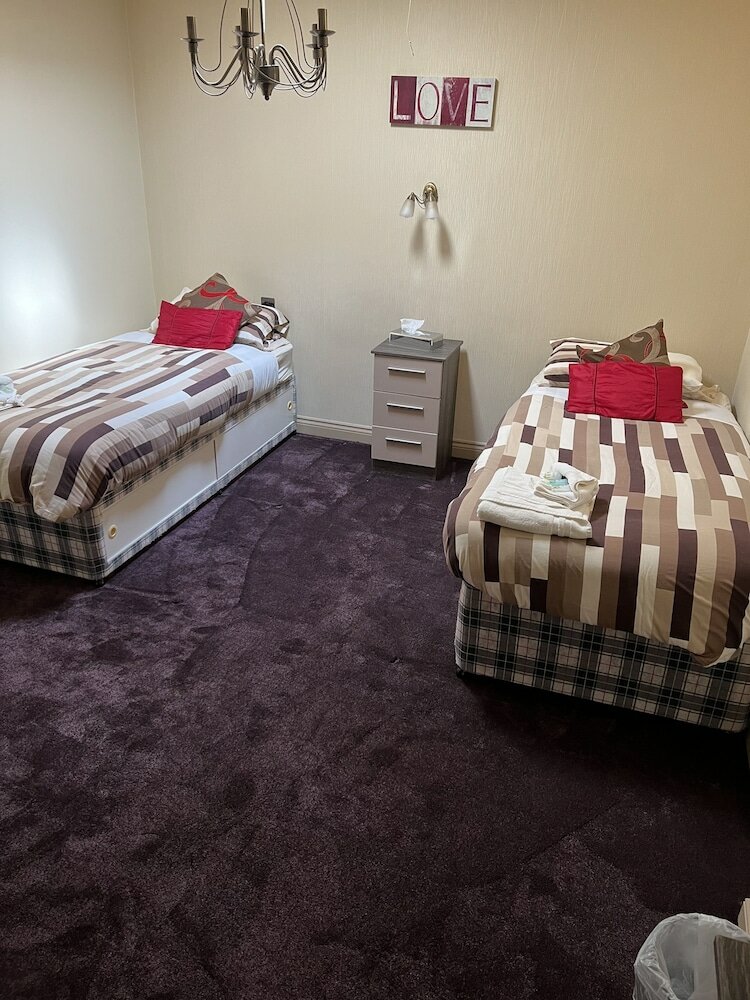 Фото Southport Metro Hotel