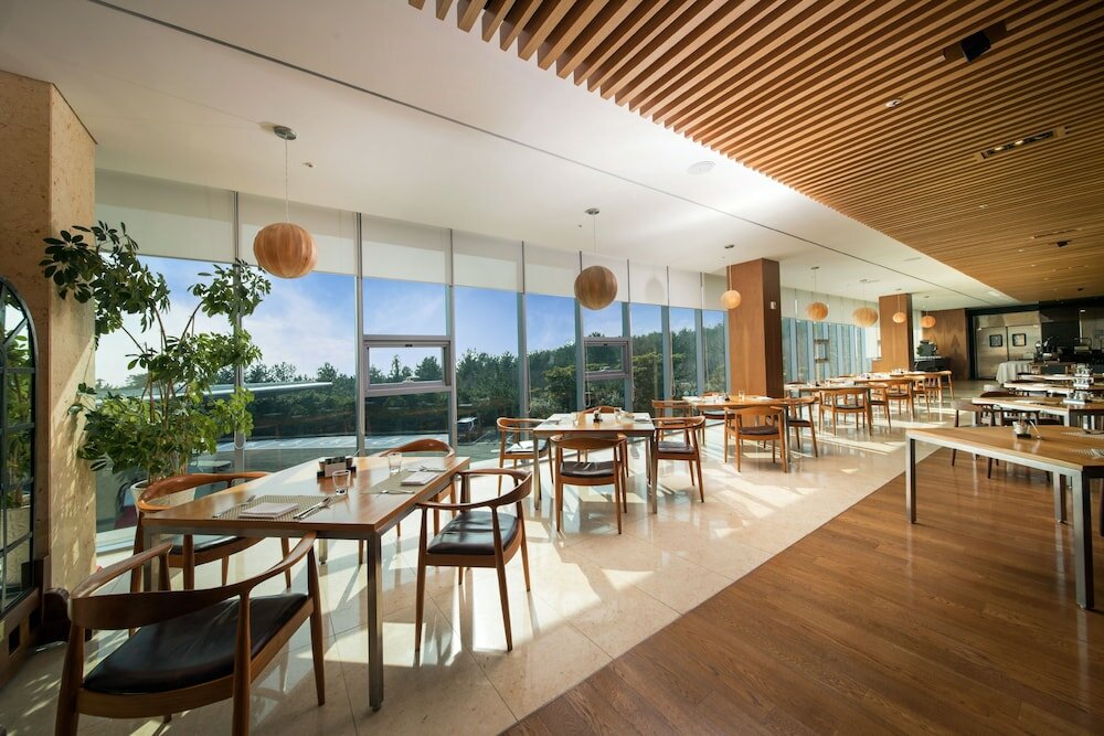 Фото We Hotel Jeju