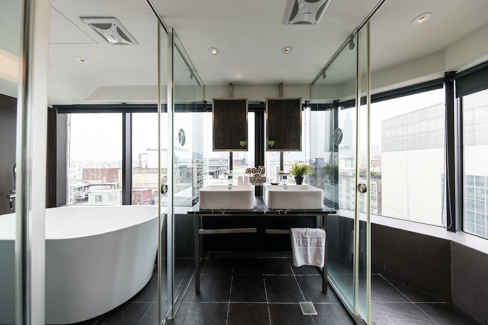 Фото Vendome East Inn