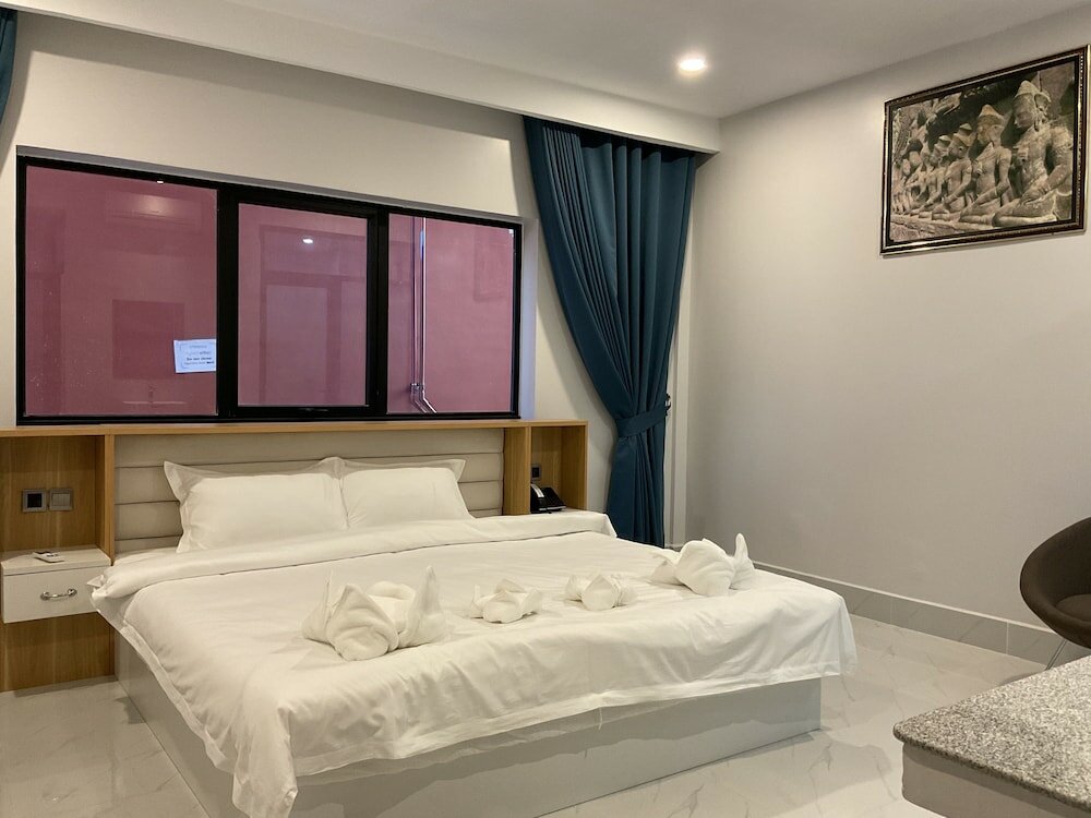 Фото Nico's Hotel and Sky Bar