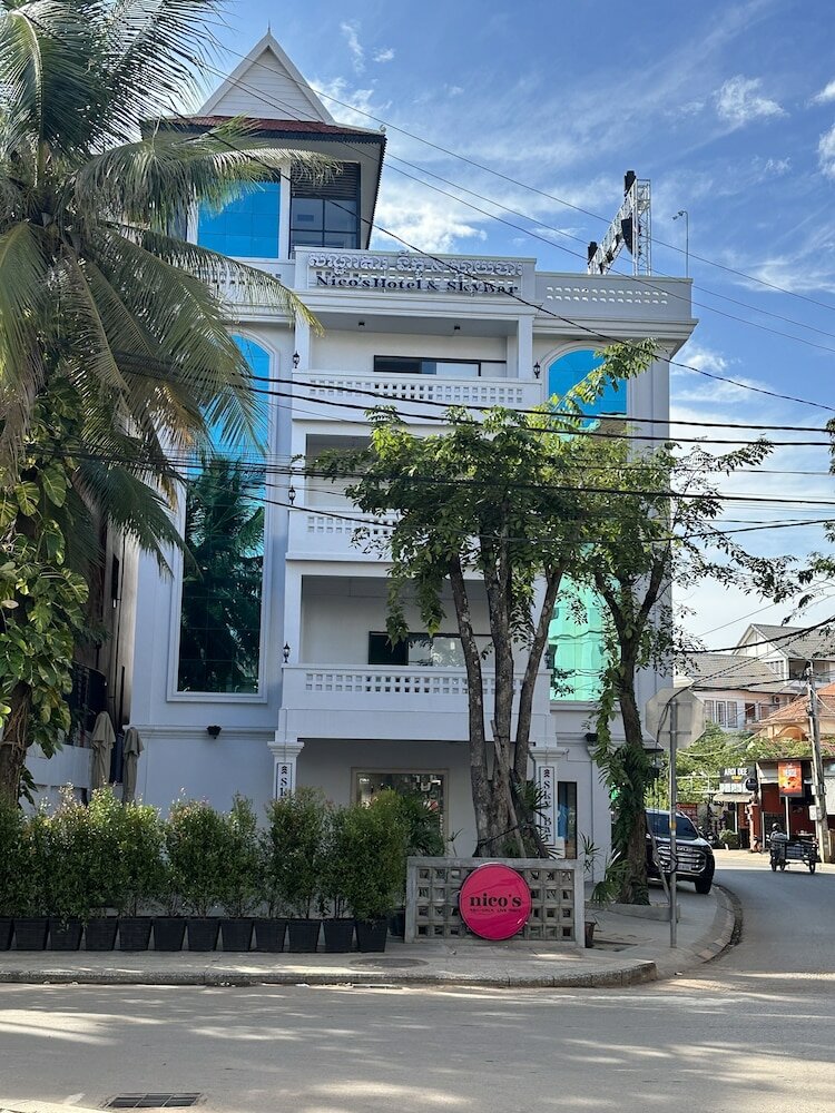 Фото отеля 2