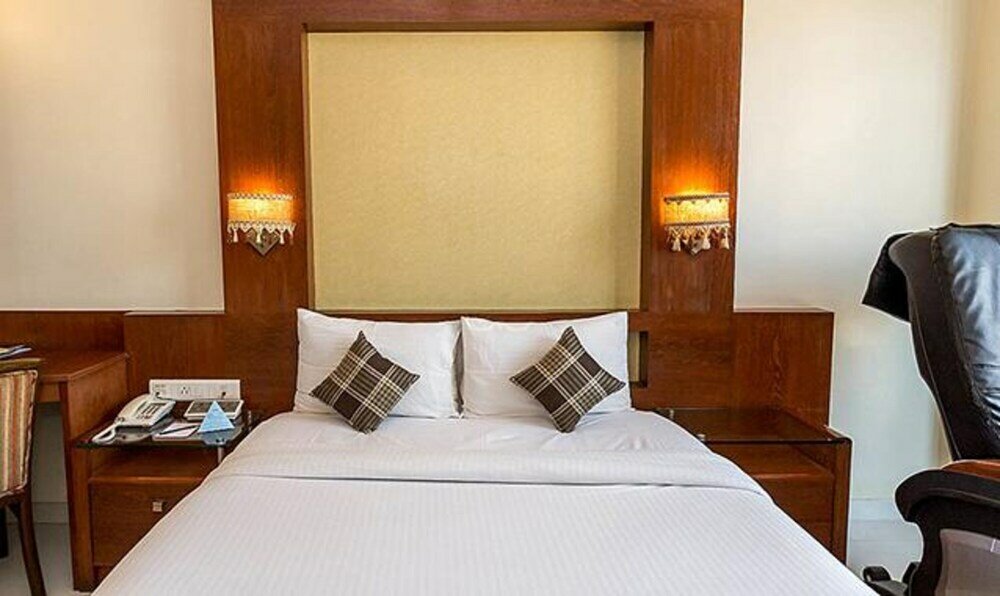 Фото Fabhotel Poco Loco