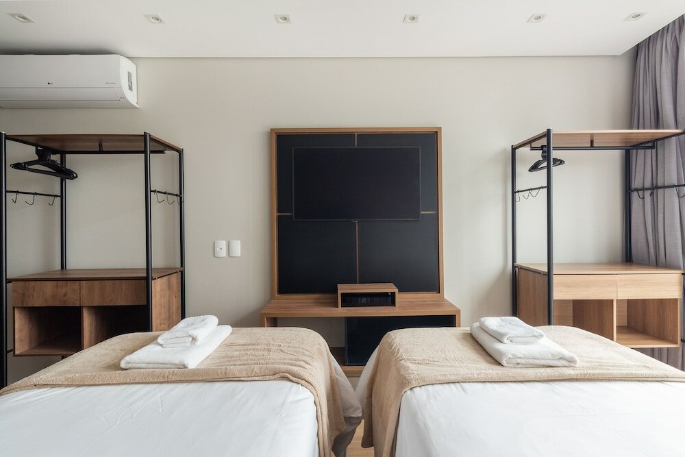 Фото B. Homy - Mercúrio Consolação