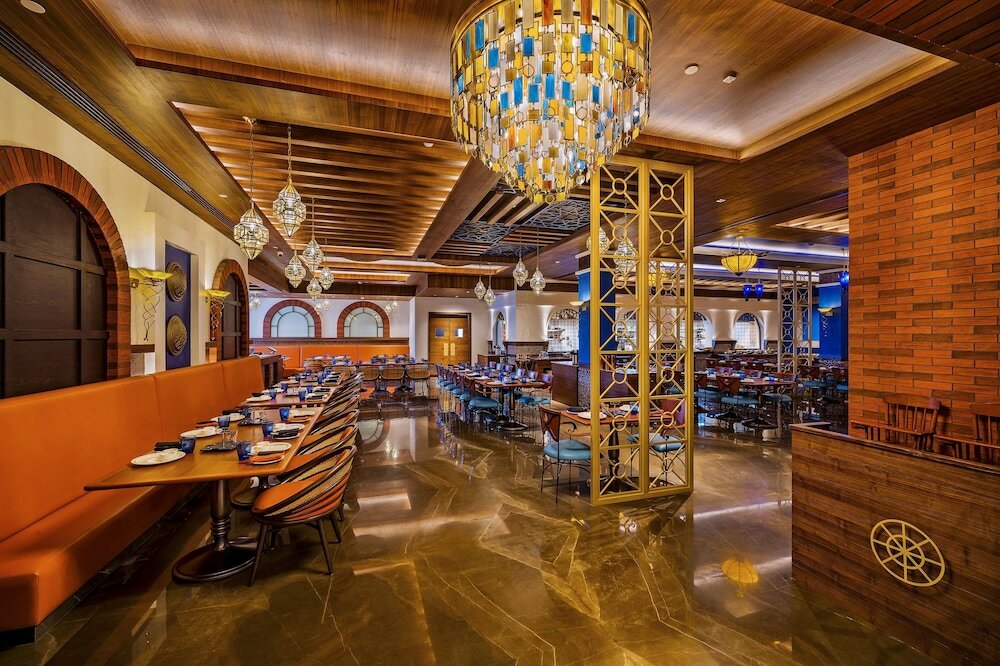 Фото Radisson Blu Hotel & Suites GRT Chennai