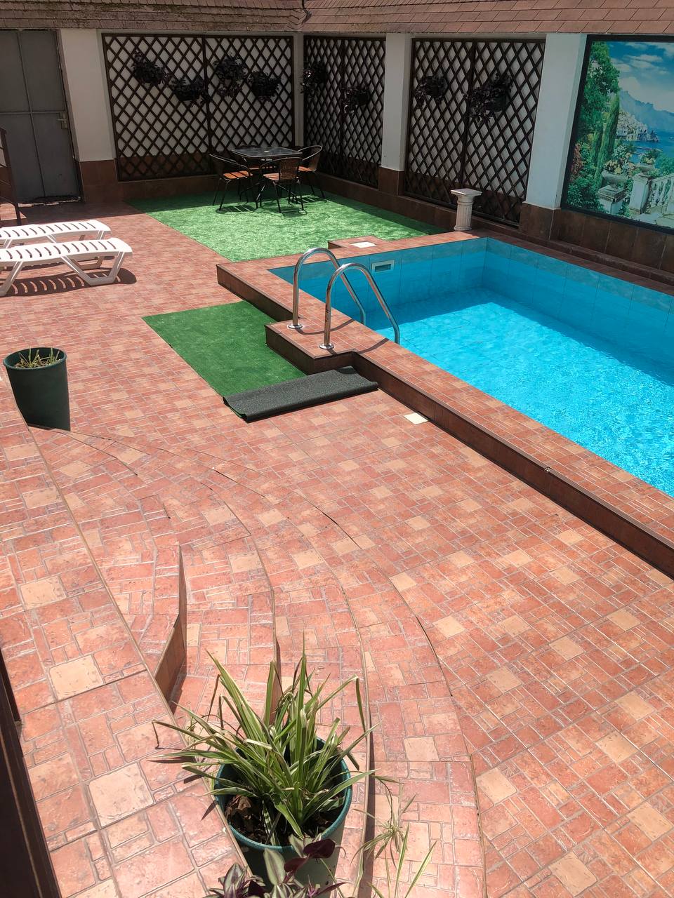 Фото Континент