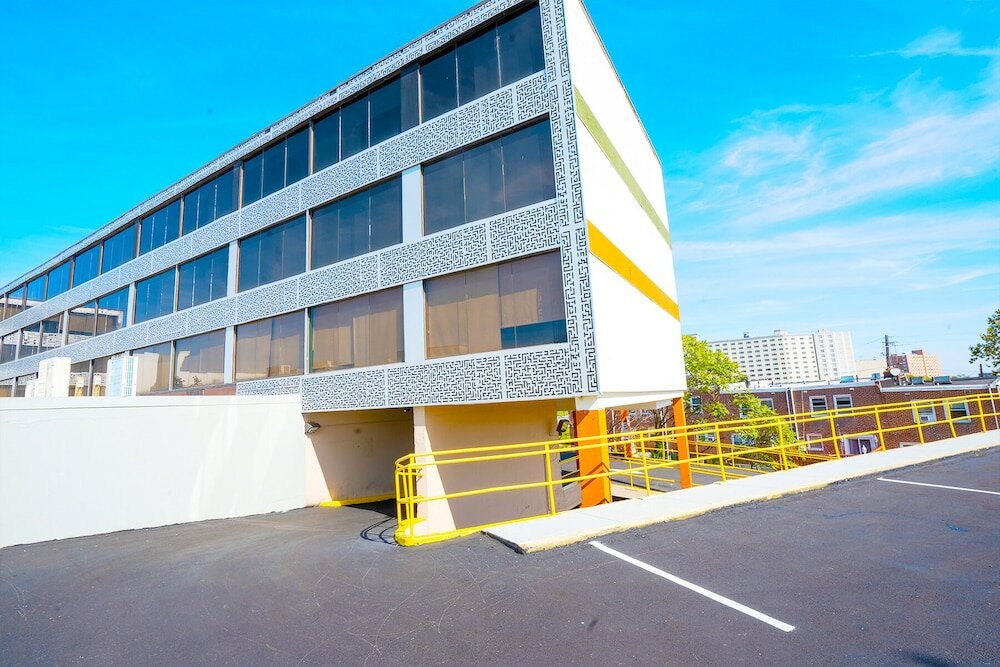 Фото Philly Inn & Suites