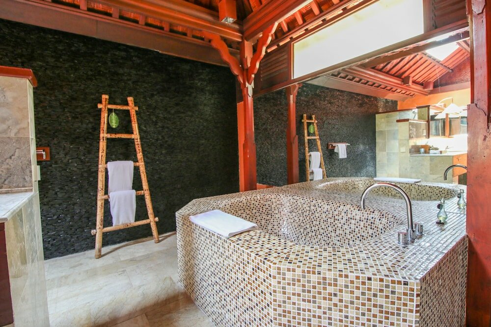 Фото Kupu Kupu Barong Villas and Tree SPA by L'Occitane