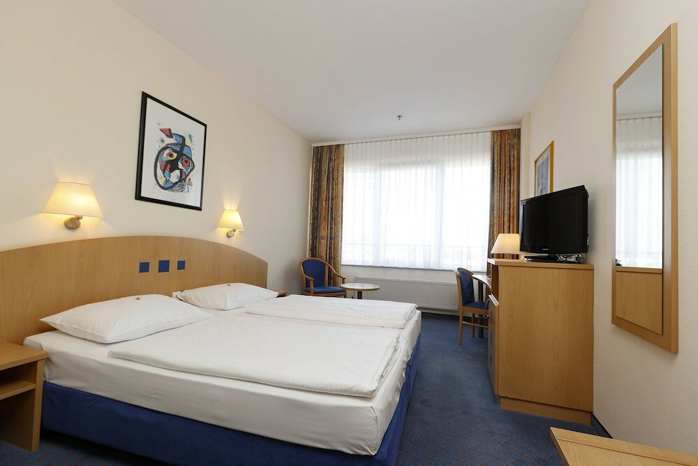 Фото Hotel Plaza Hannover