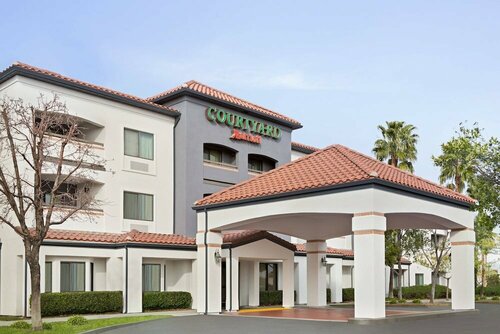 Гостиница Courtyard Palmdale в Палмдэйле