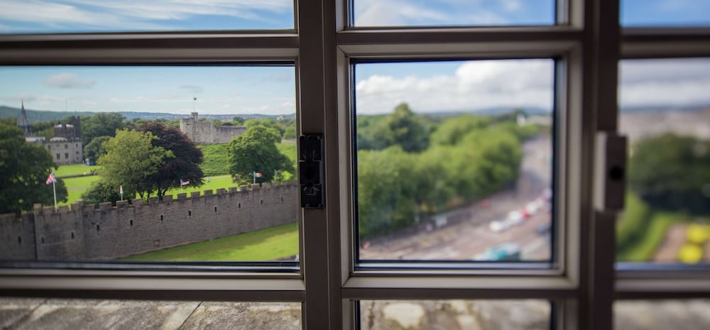 Фото Hilton Cardiff