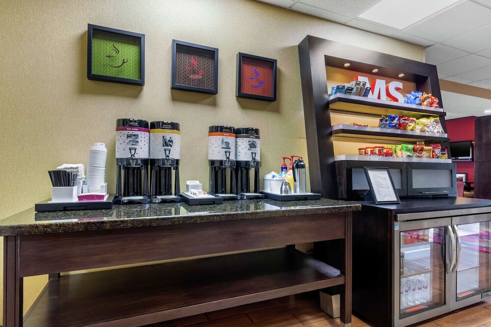 Фото Hampton Inn Brookhaven