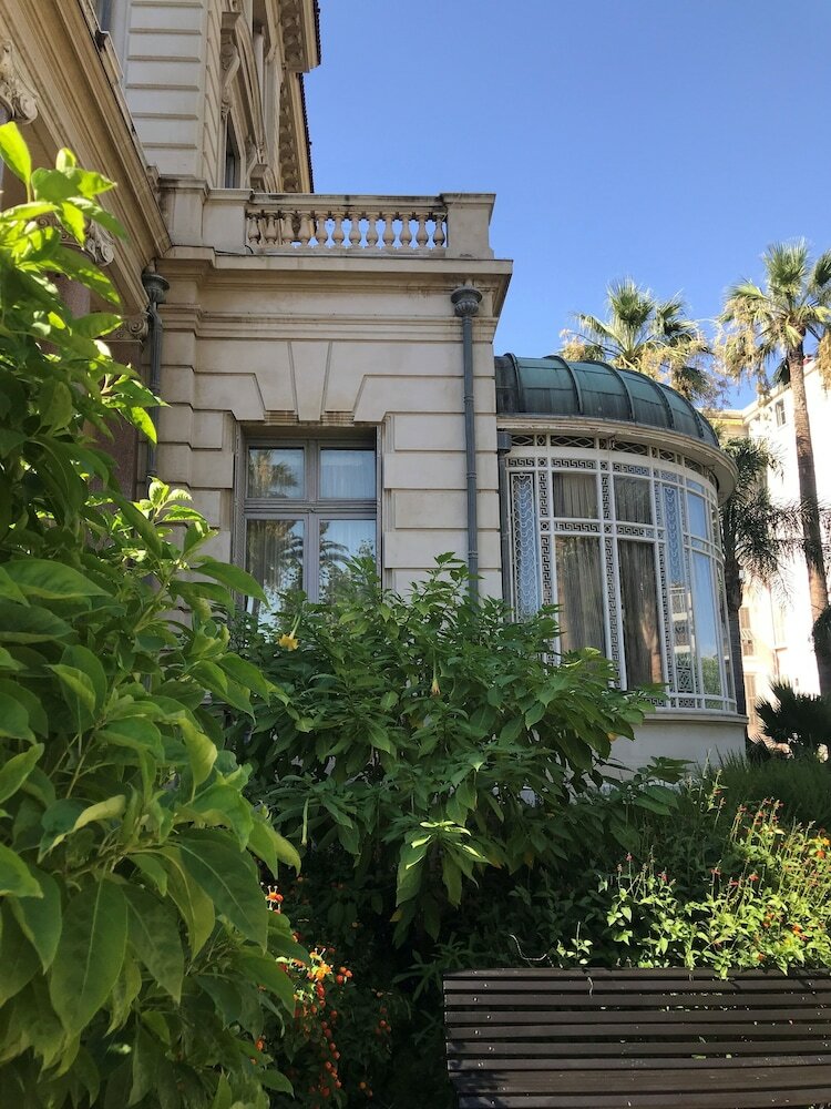 Фото Hotel de la Fontaine