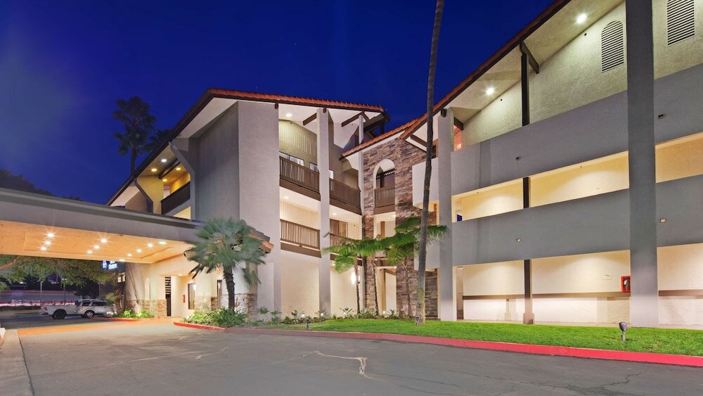 Фото Best Western Carlsbad by the Sea
