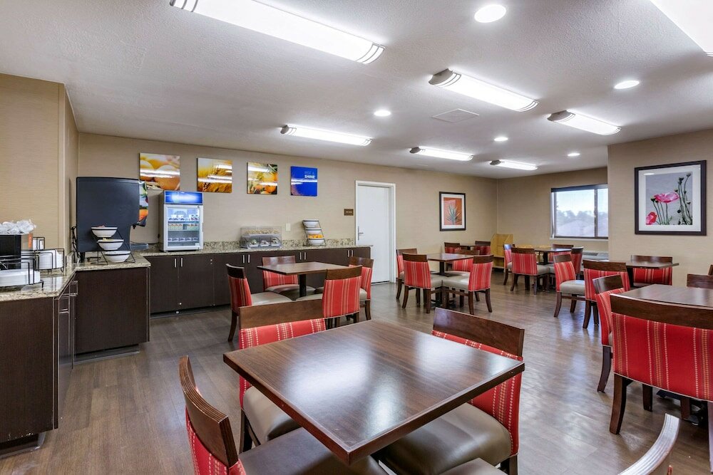 Фото Comfort Inn & Suites Los Alamos