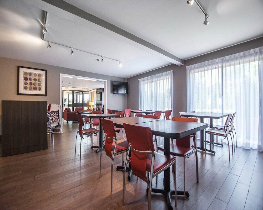 Фото Comfort Inn Moncton East