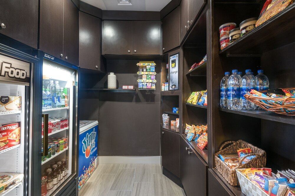 Фото Holiday Inn Express & Suites Lakeland South, an Ihg Hotel