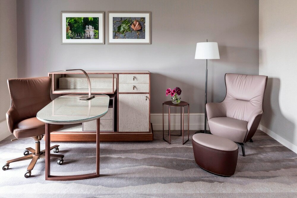 Фото The Ritz-Carlton Hotel de la Paix Geneva