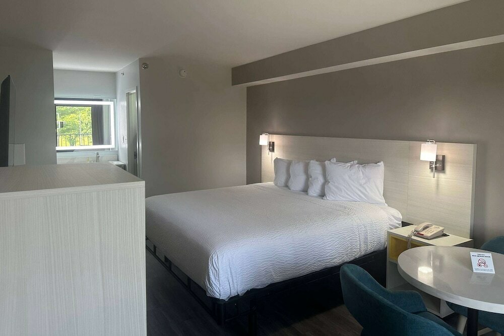 Фото Knights Inn Baltimore