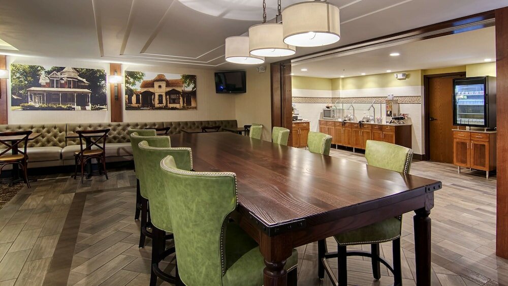 Фото Best Western Plus New Ulm