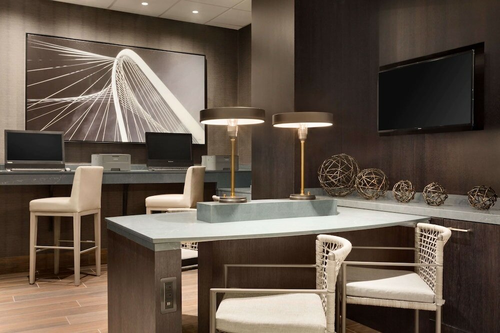 Фото Embassy Suites by Hilton Dallas Dfw Airport North
