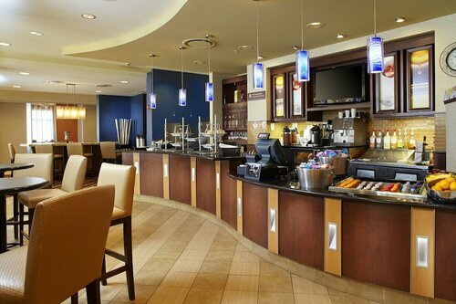 Гостиница Courtyard by Marriott Hamilton